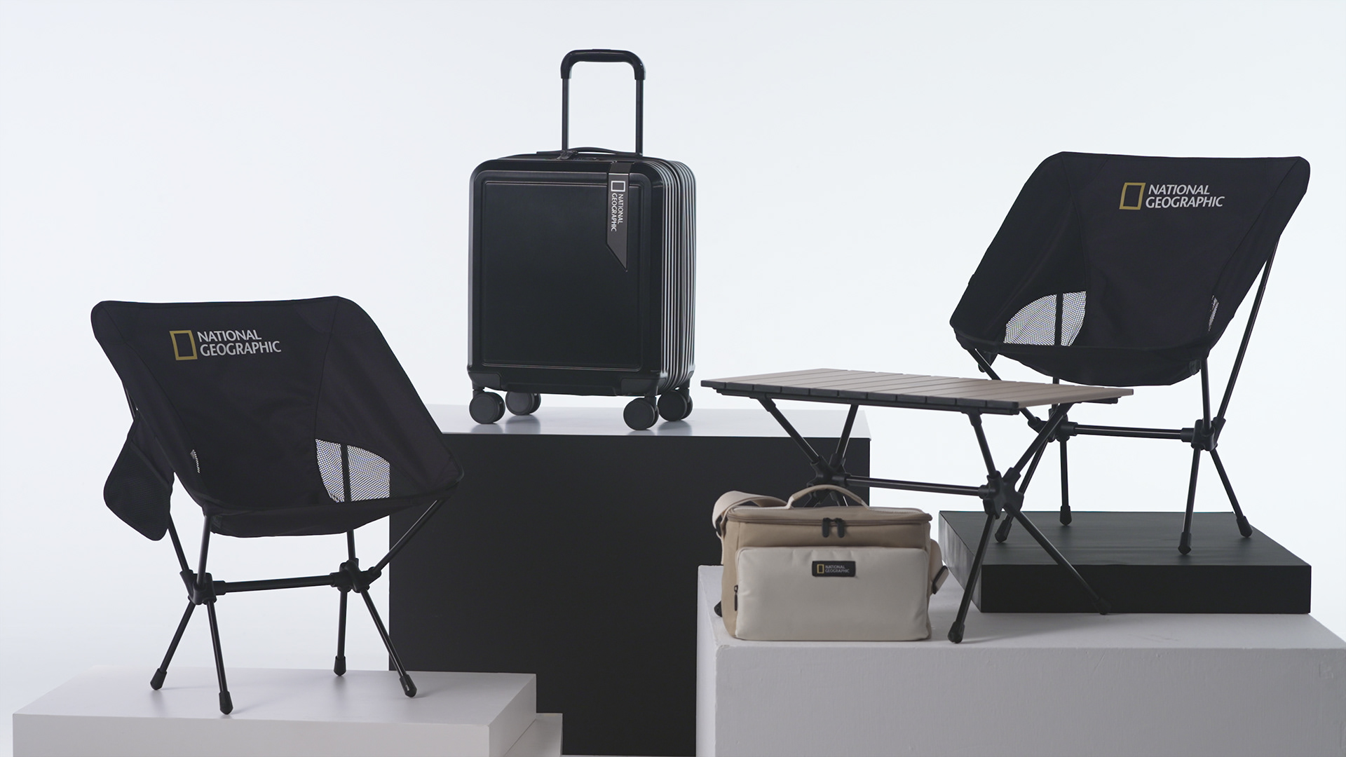 camping，trunk，outdoors，