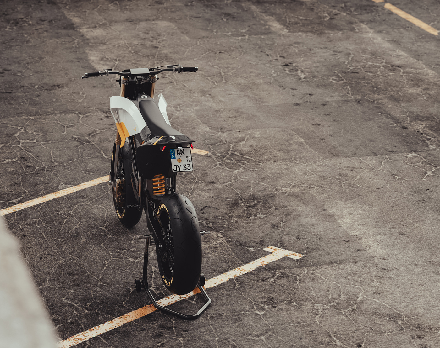 Motorcycle design，transport，conceptual design，