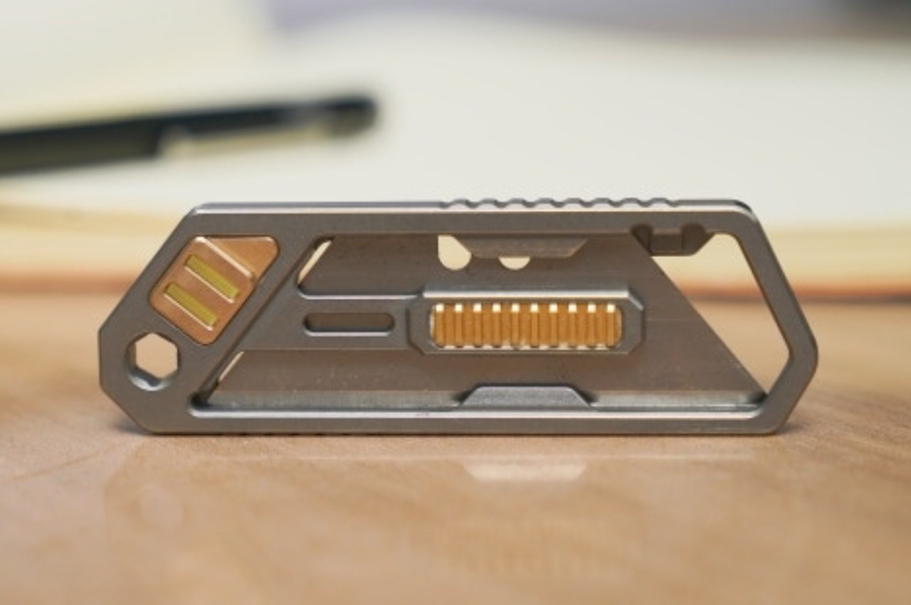 knife，product design，multi-function，Titanium，Daily carry，tool，