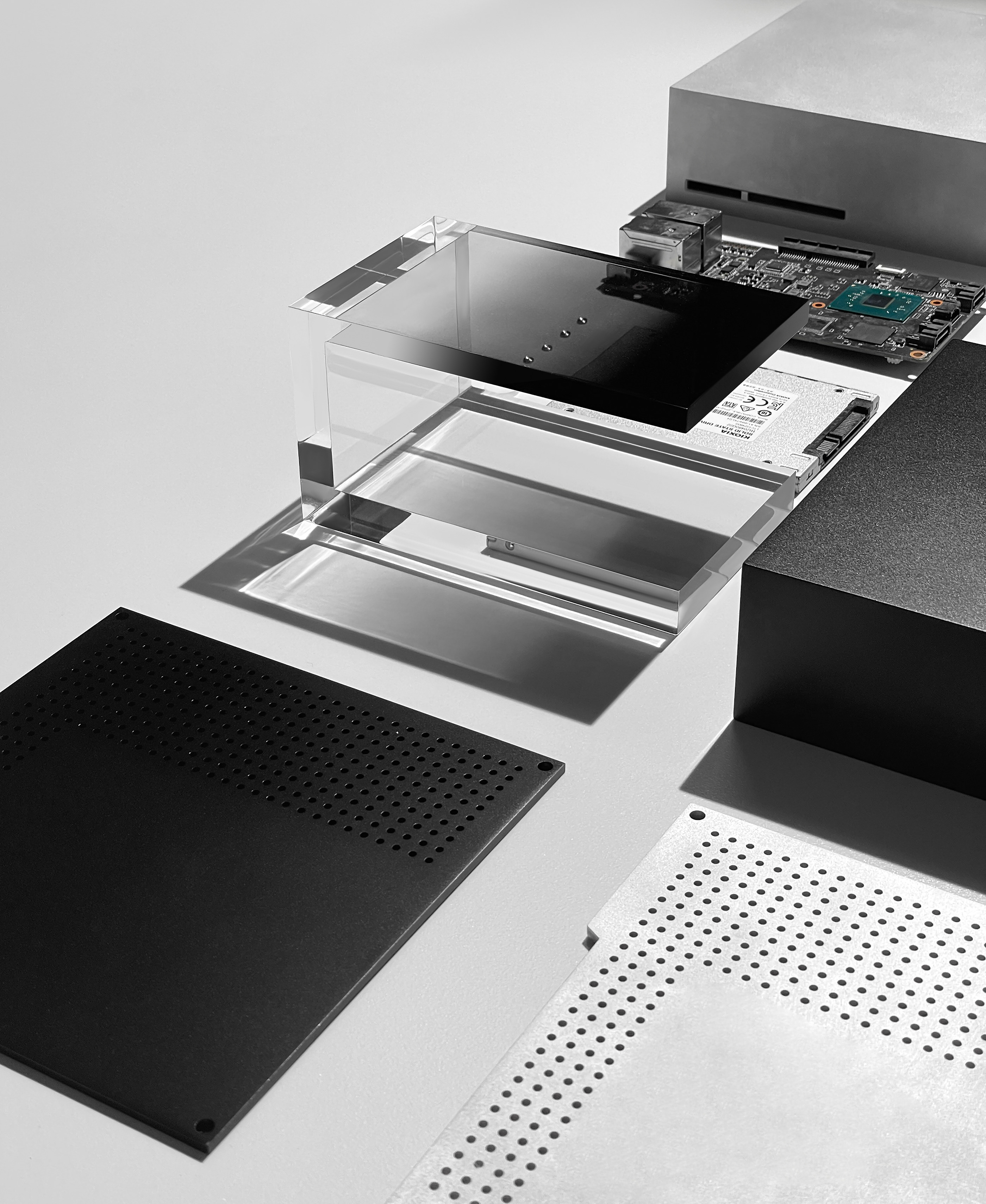 Original works，Zero-to-One Design，product design，Private cloud，Network Storage，Cyberize Family Cloud，Minimalist，