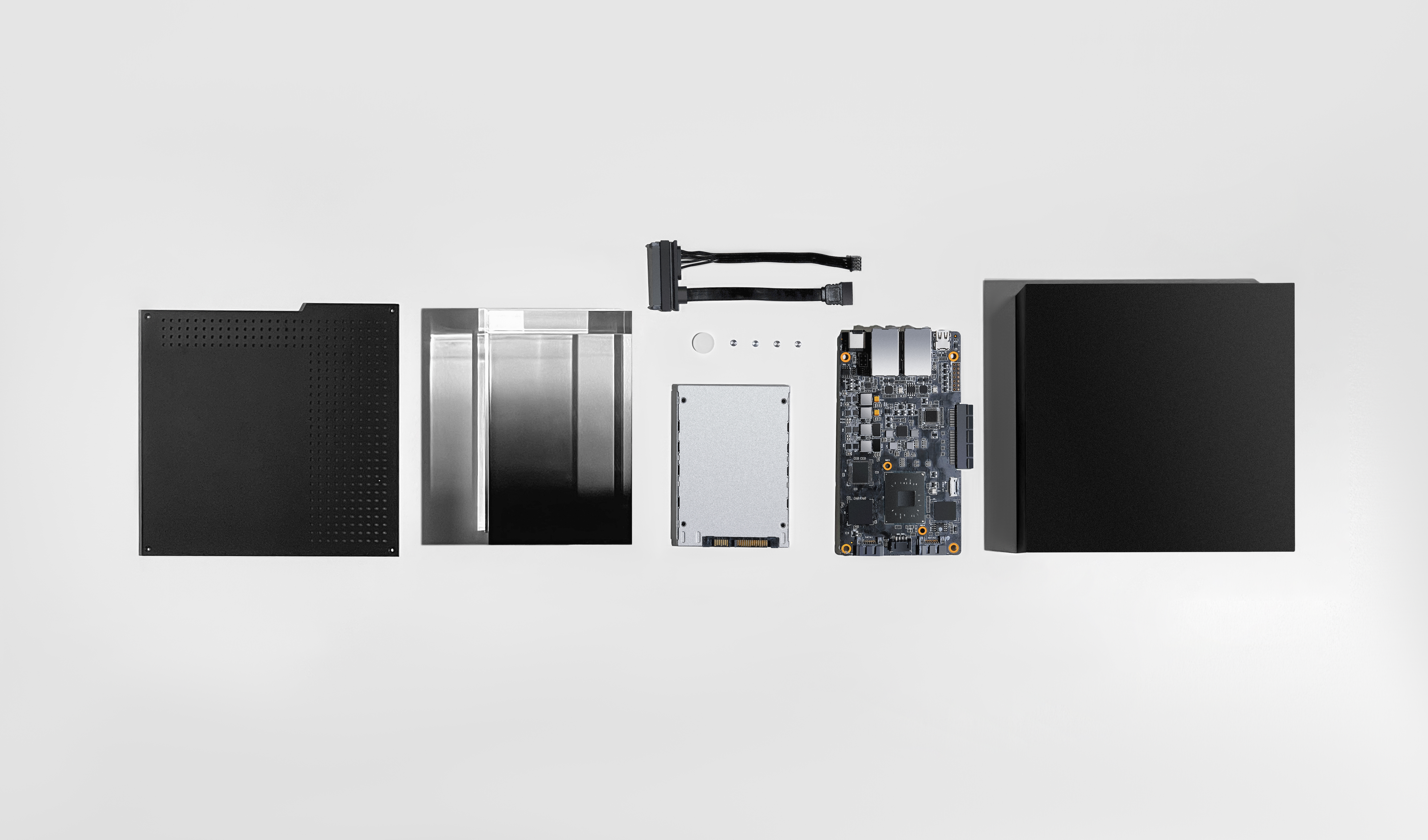 Original works，Zero-to-One Design，product design，Private cloud，Network Storage，Cyberize Family Cloud，Minimalist，