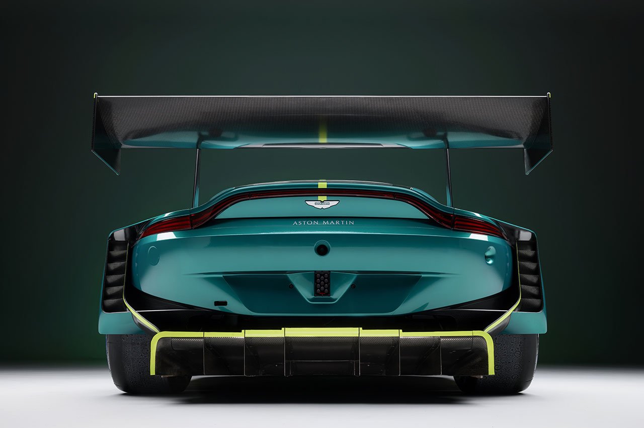 Aston Martin，VANTAGE GT3，Design，Model，multi-function，major，