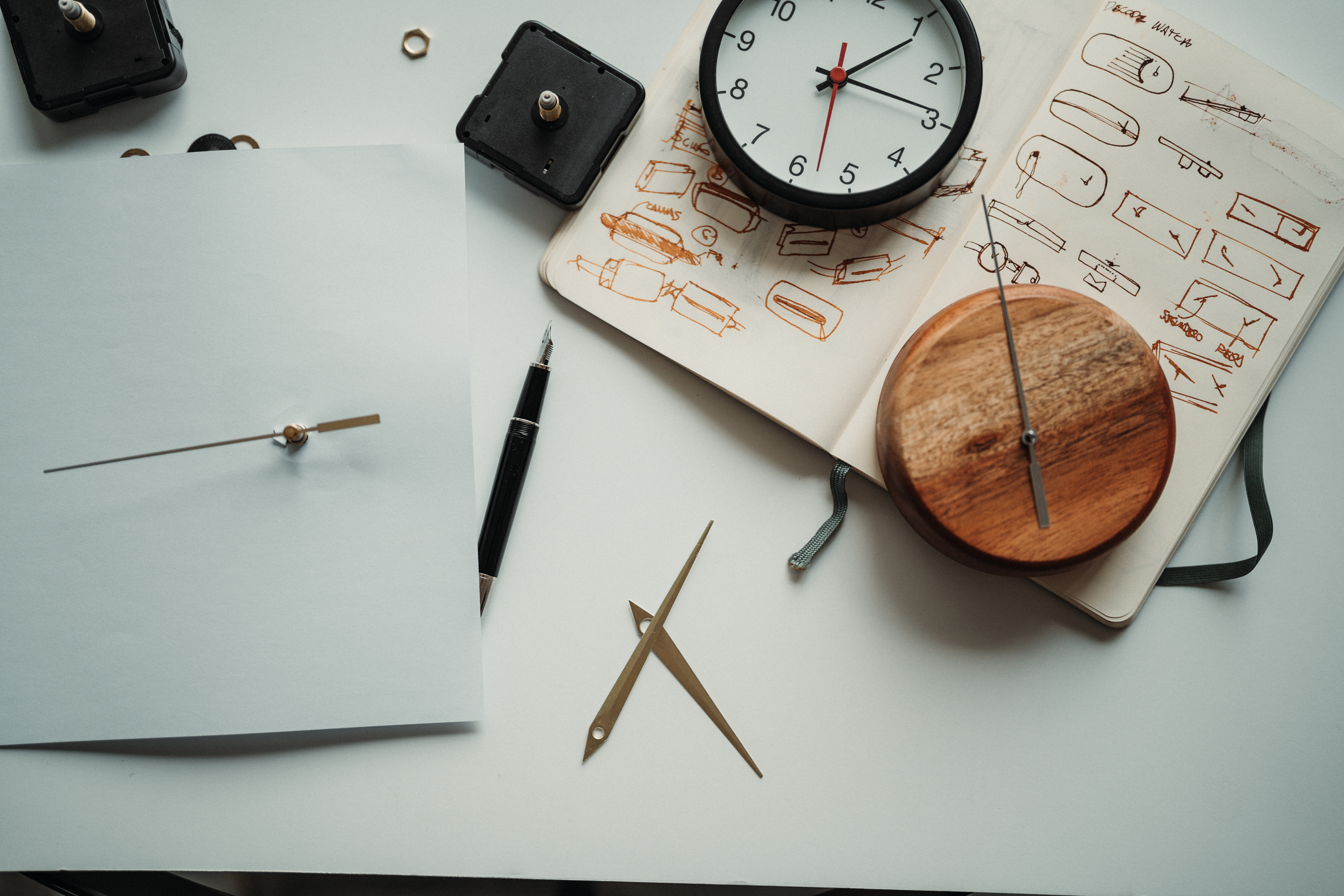 Clock，Simplicity，Design，Art，conceptualization，