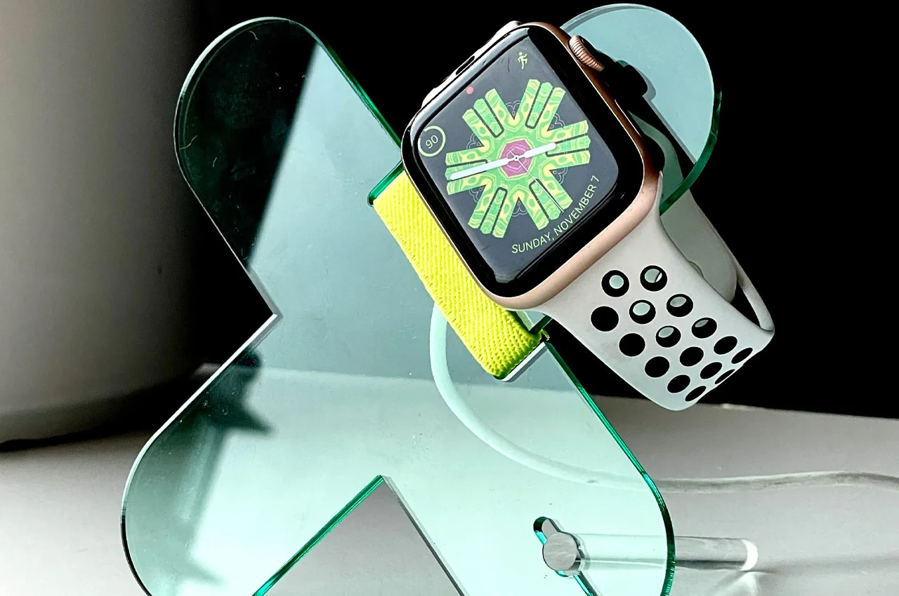 laser，Acrylic，recharge stand，multi-function，Design，