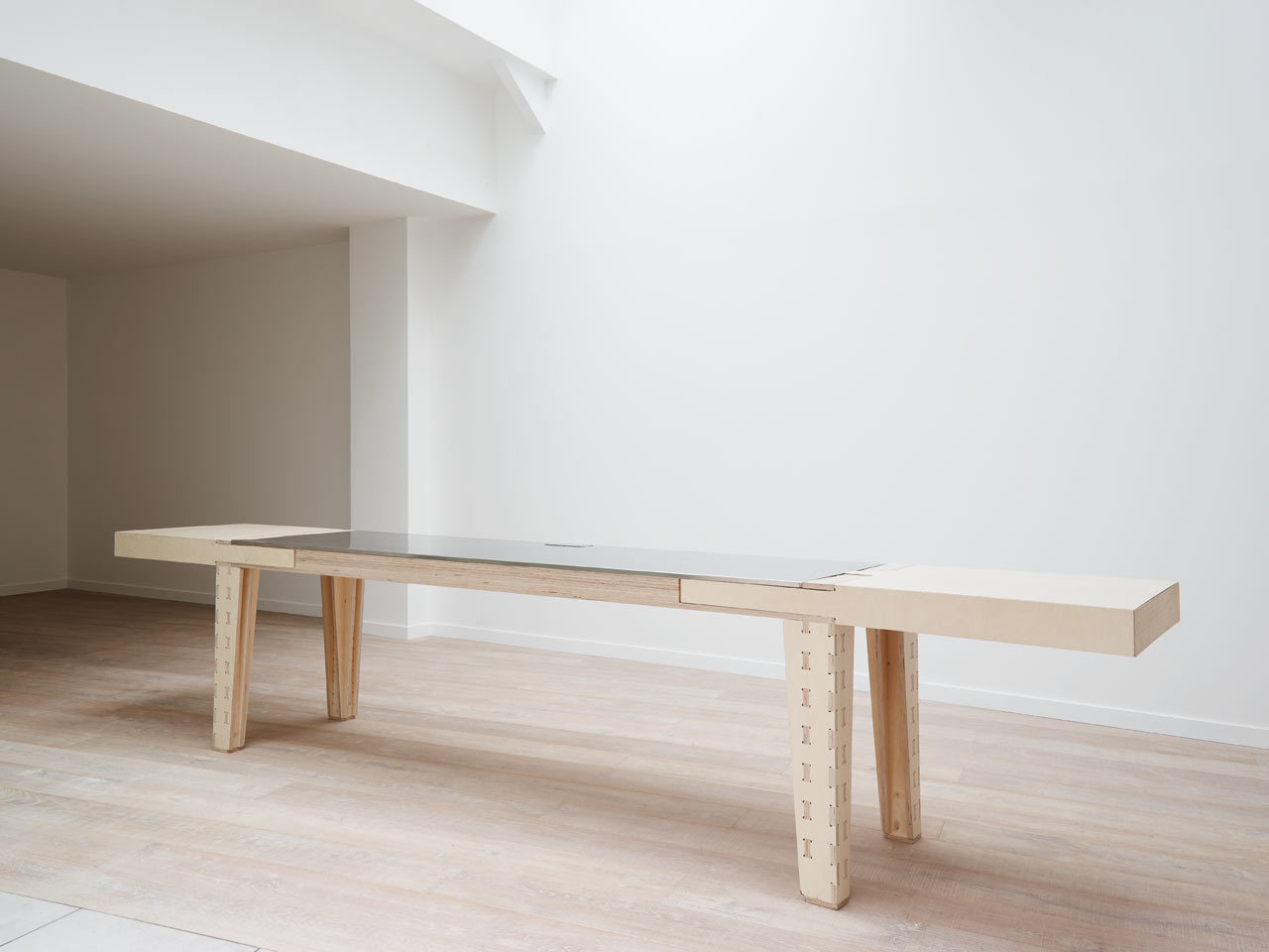 table，table，Work table，deformation，structure，wood，