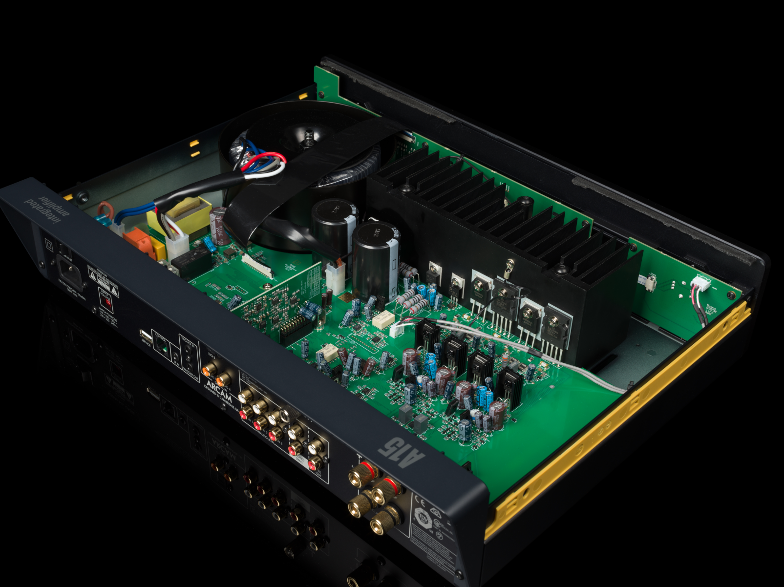 Arca R5000 【2024年 iF设计奖】ARCAM Radia Hi-Fi Series (A5, A15, A25, ST5 & CD5) - 普象网