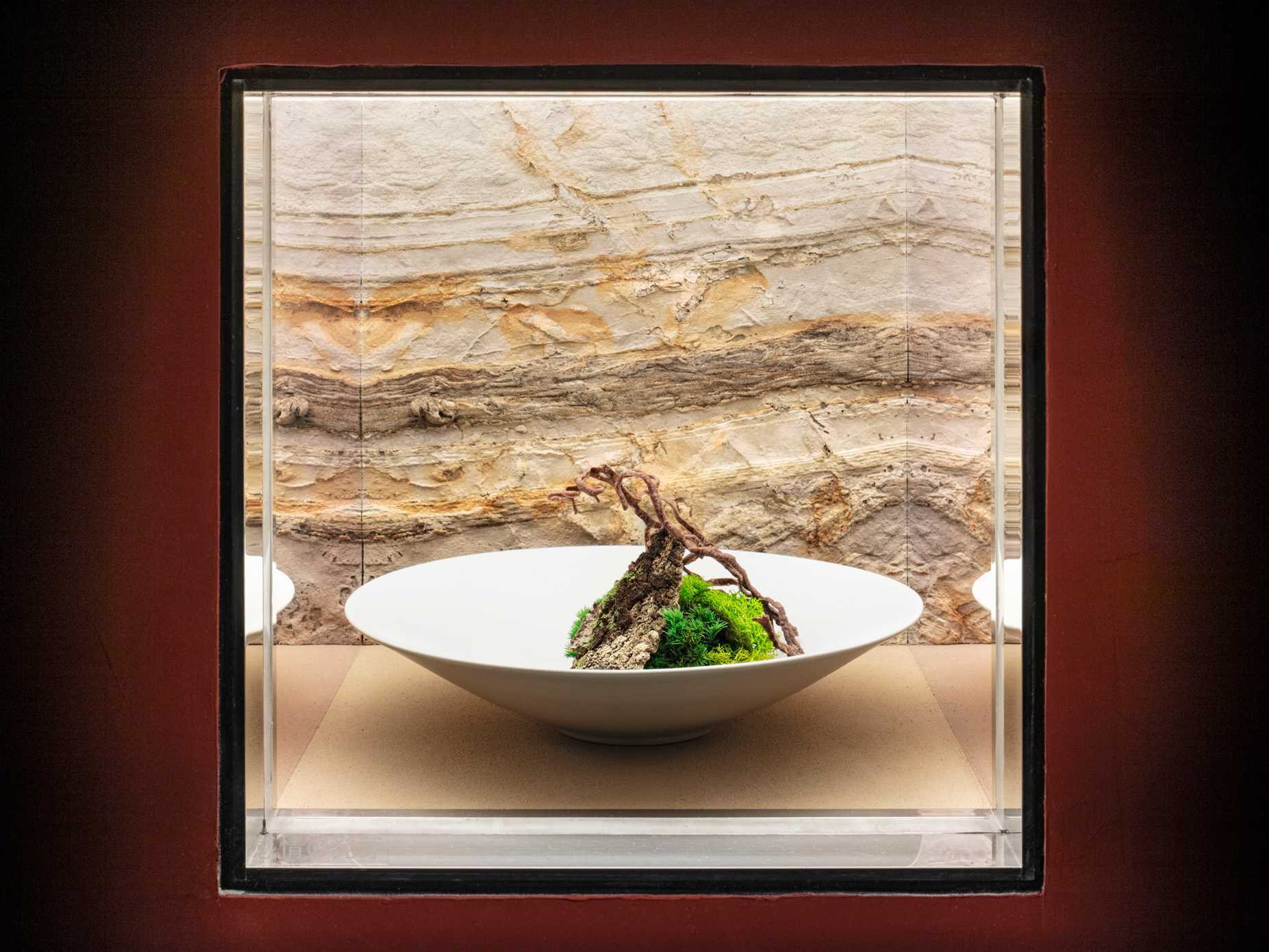 Interior design，Installments and Facilities，