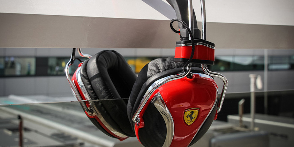 headset，Ferrari，gules，Digital intelligence，