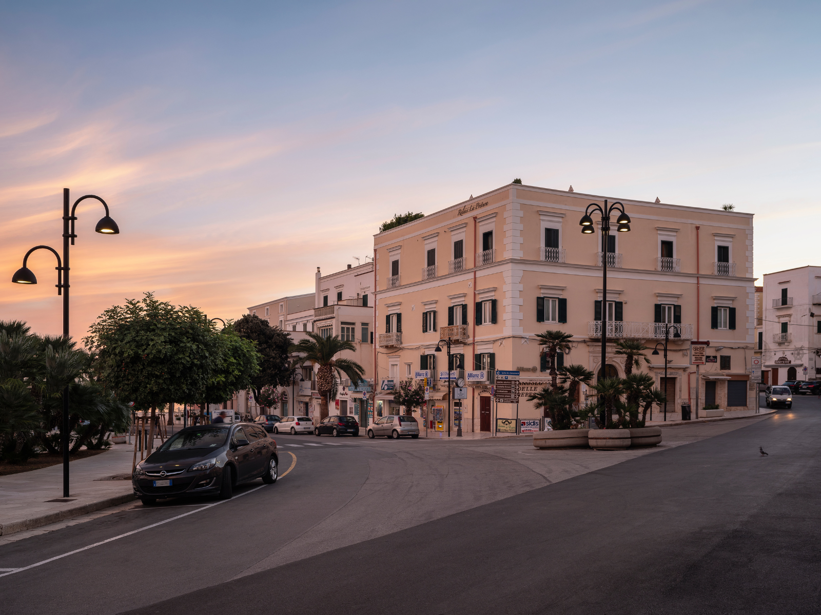 product design，Public Design/Retail Projects，