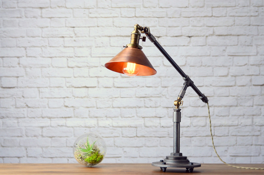 industrial design，Desk lamp，floodlight，Edison，antique，