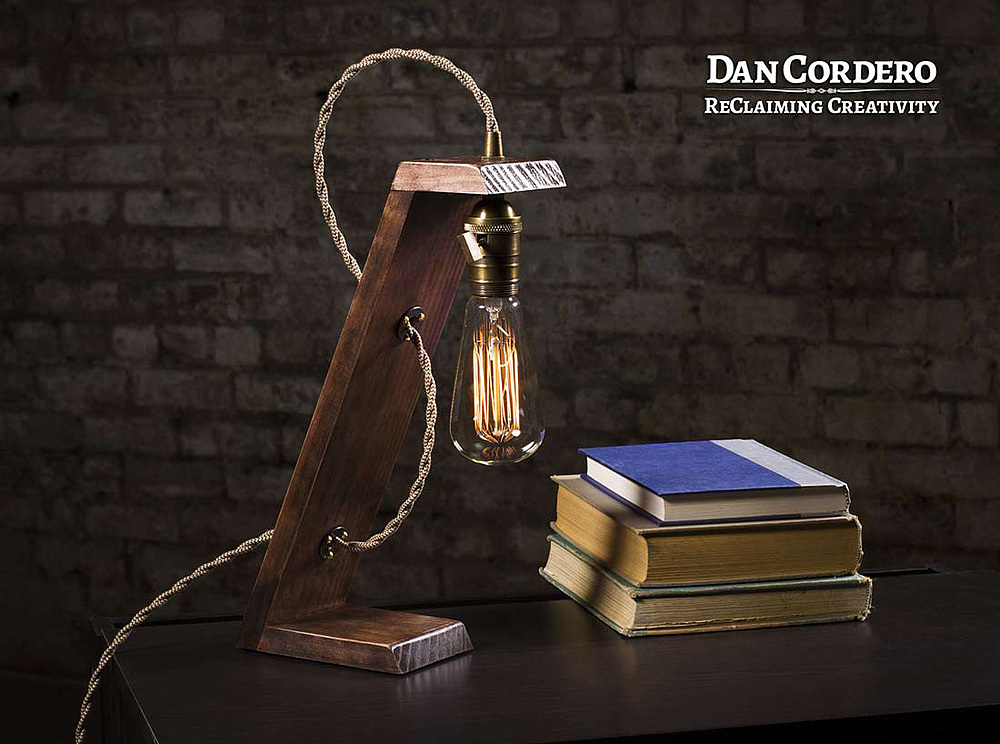 industrial design，Desk lamp，floodlight，Edison，antique，