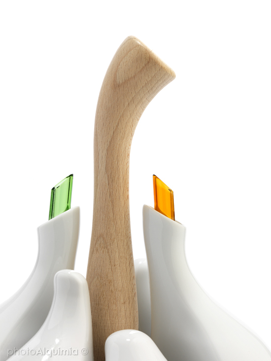 garlic，Porcelain，wood，Matching of porcelain and wood，Seasoning bottle，Soy sauce bottle，packing，Production process，