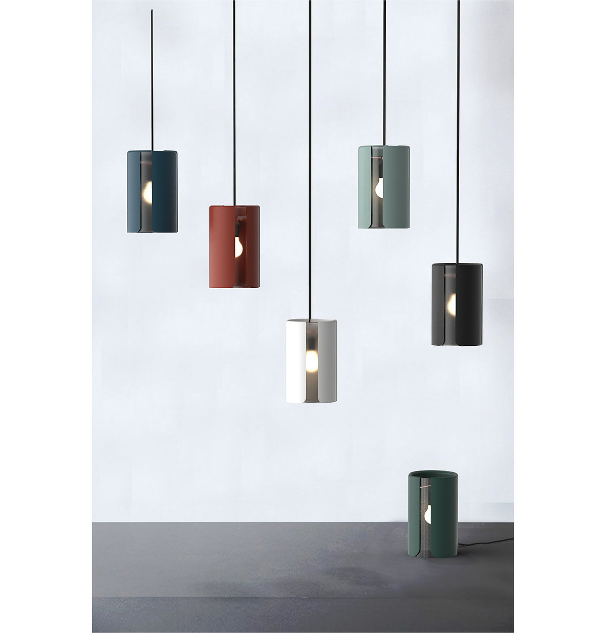 a chandelier，Frosted glass，Metal sleeve，Visual beauty，Sleeve，
