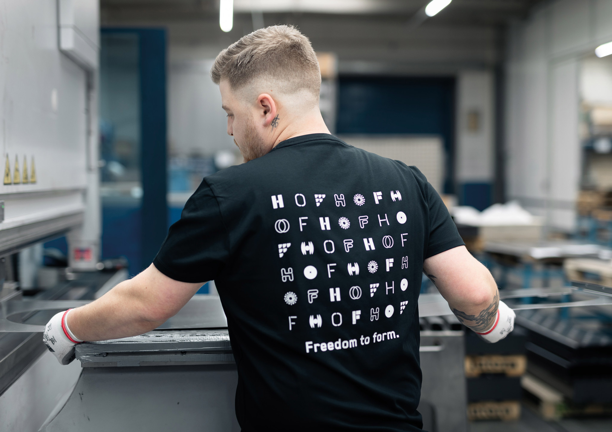 Communication design，Typography/signage，