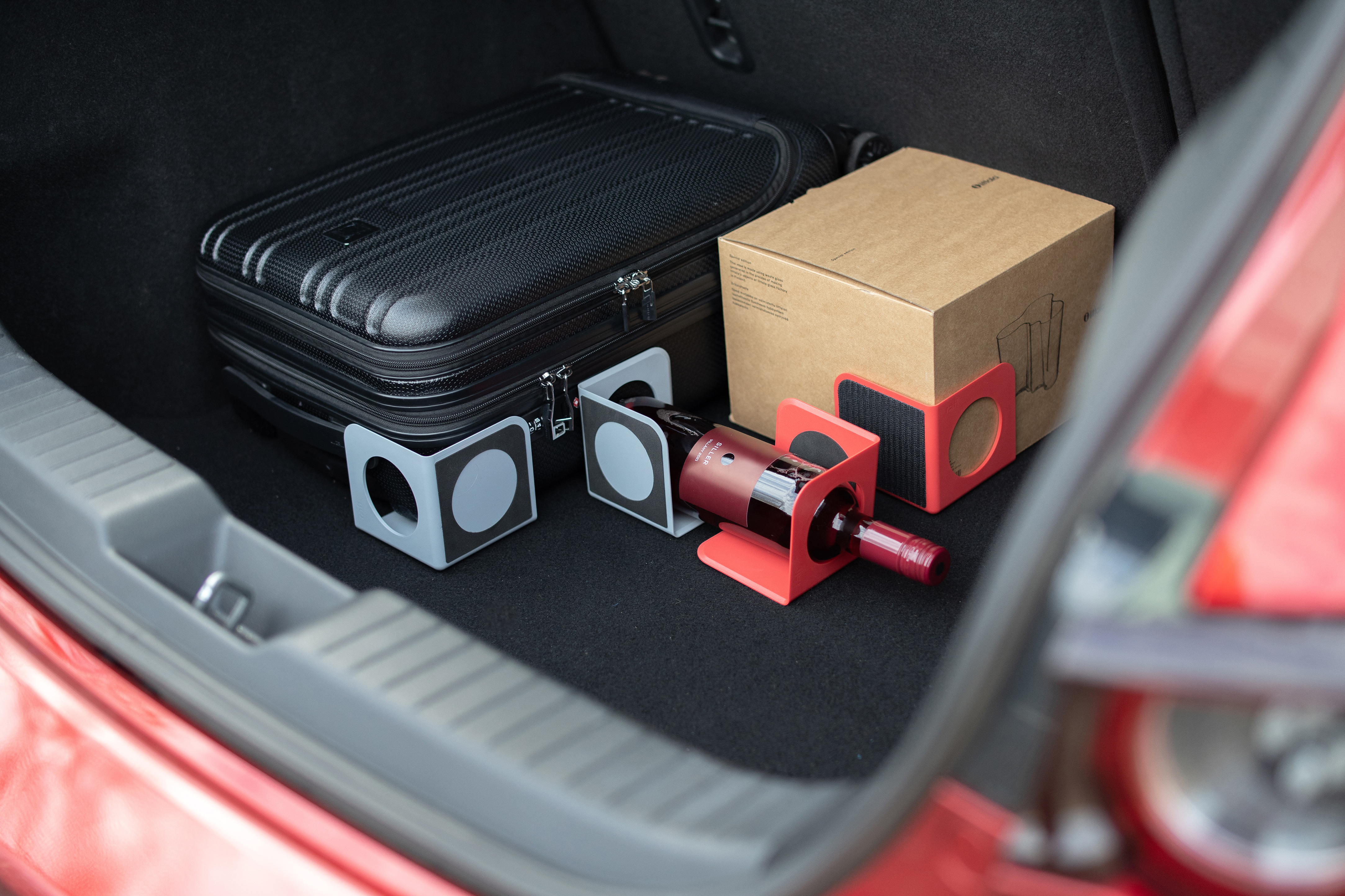 Trunk Inmobilizer 【2024年 iF设计奖】Nook – Car Trunk Stabilizers - 普象网