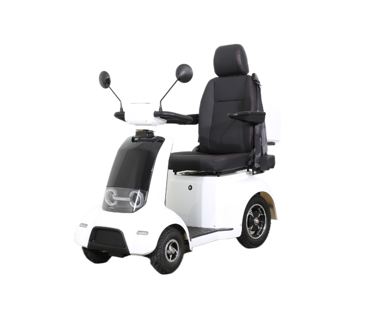 Those years of capital under the old man Le small four rounds of three.，