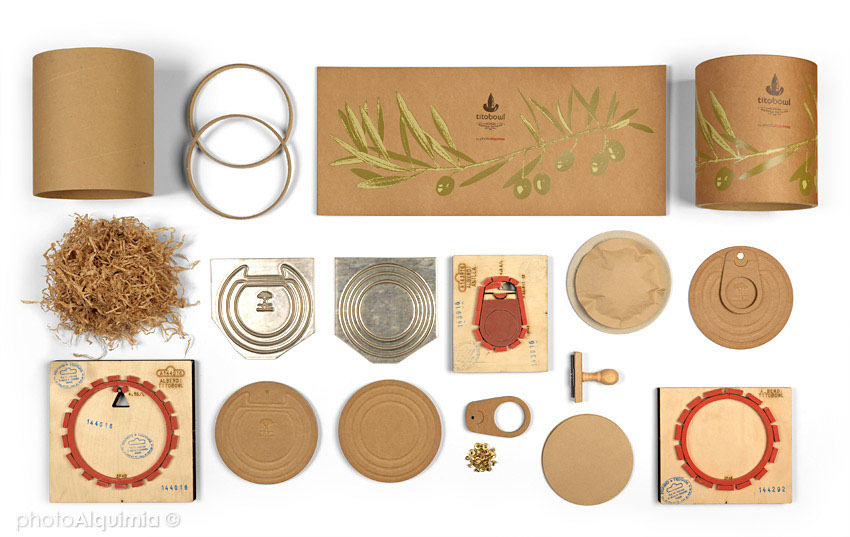 olive，Bionics Design ，Fruit tray，Olive wood，Garbage collection，Porcelain and wood，bowl，container，Cylindrical design，