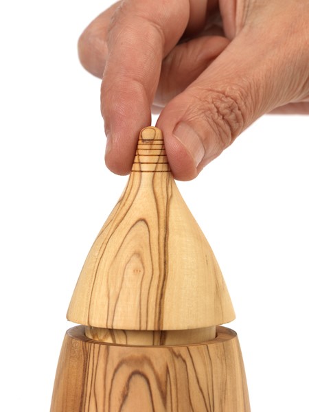 olive，Bionics Design ，Fruit tray，Olive wood，Garbage collection，Porcelain and wood，bowl，container，Cylindrical design，