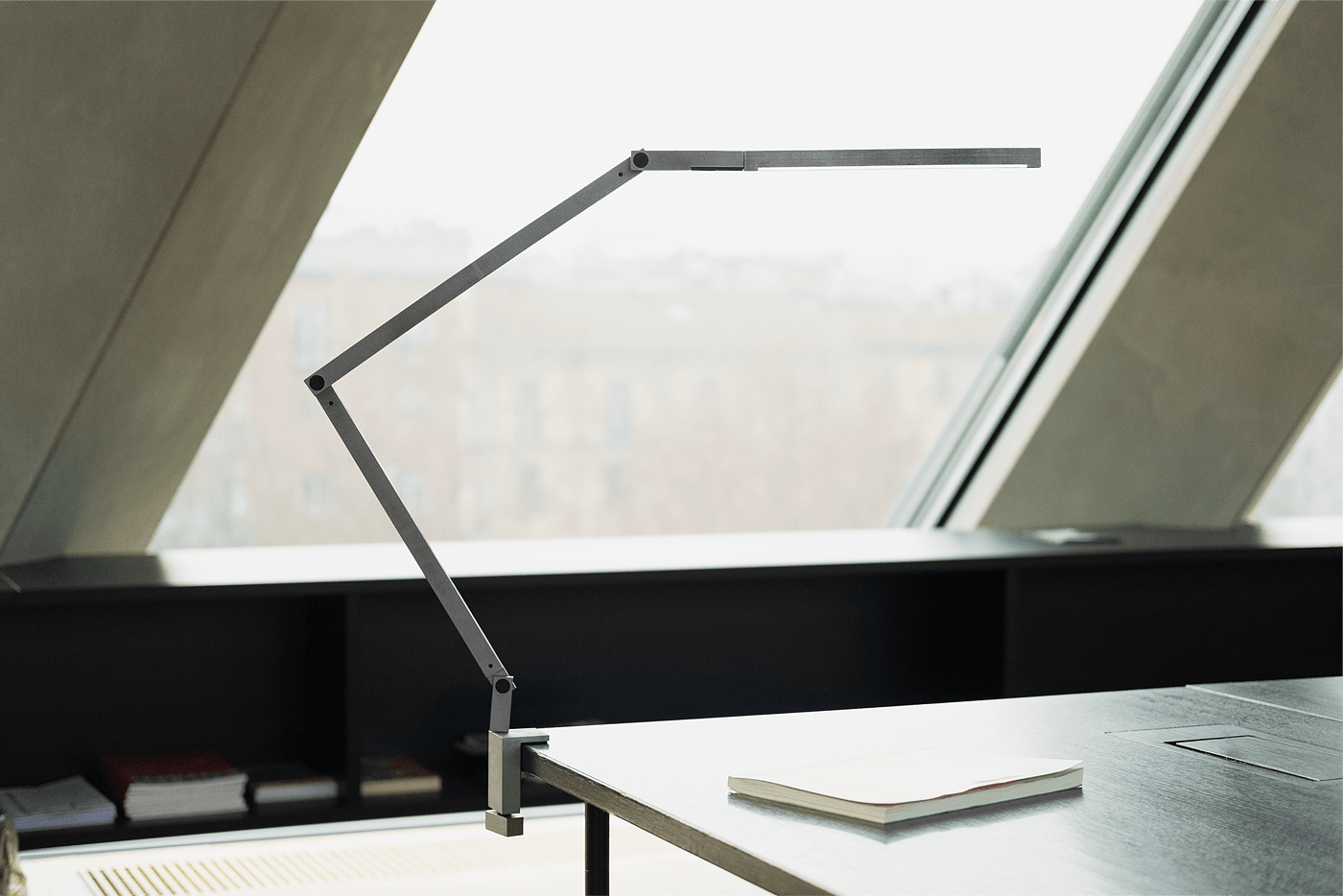 Design，product design，industrial design，3D model，visualization，Desk lamp，