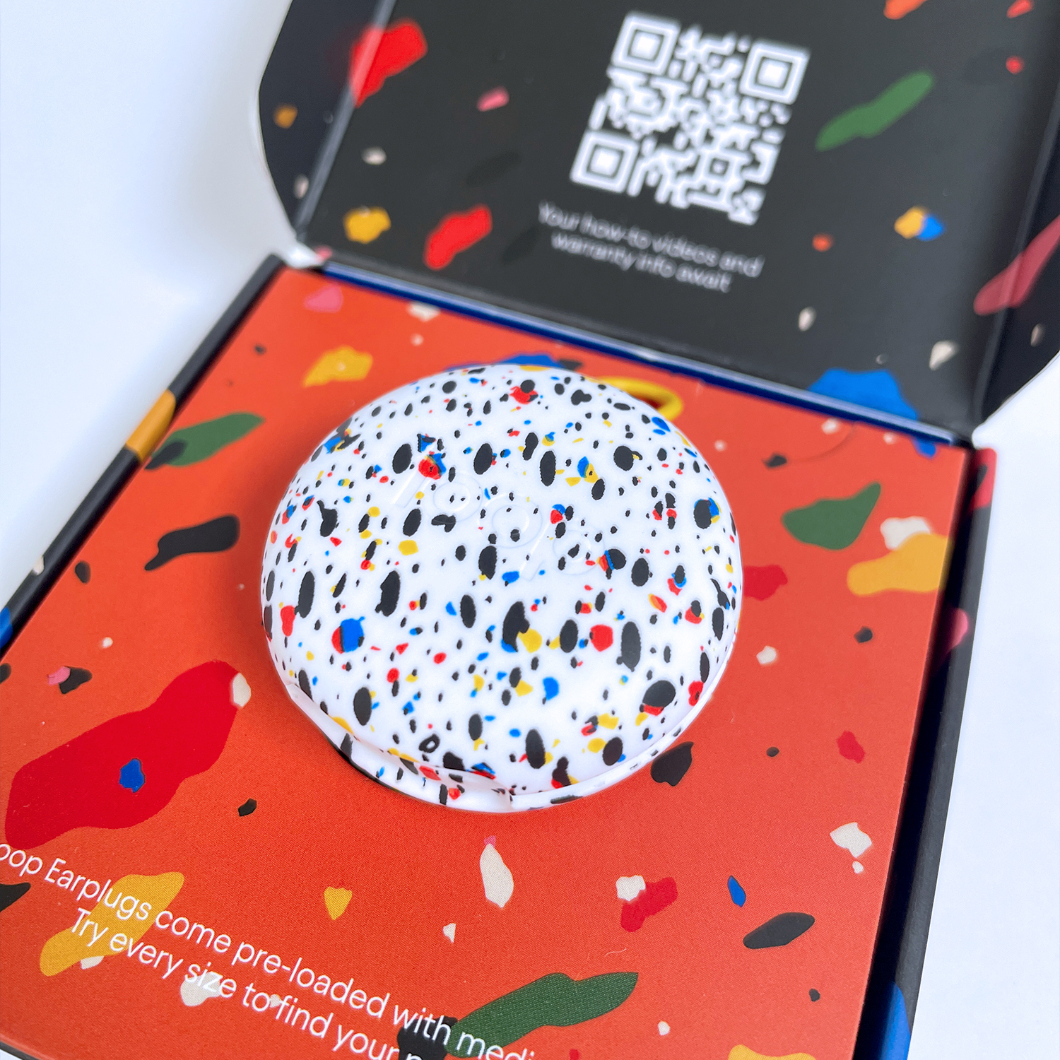 Digital art，illustration，typography，packing，