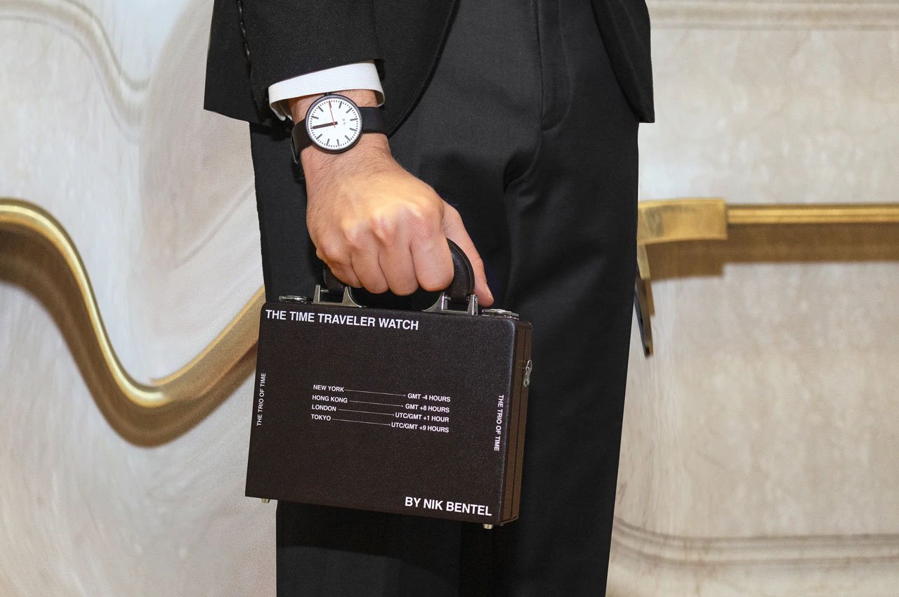 Wrist watch，briefcase，