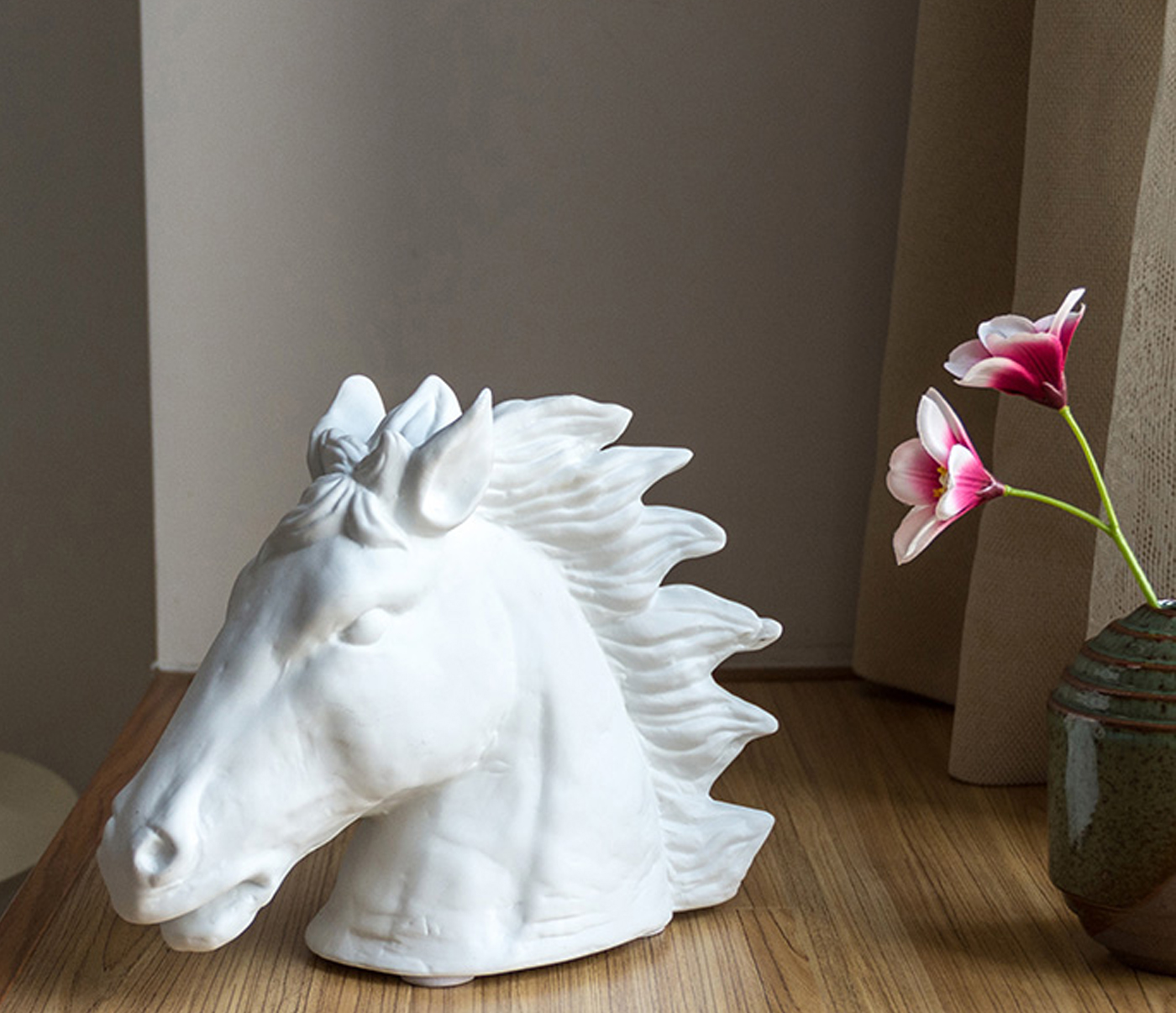 craftsman，Night light，ceramics，Desk lamp，Horse head，