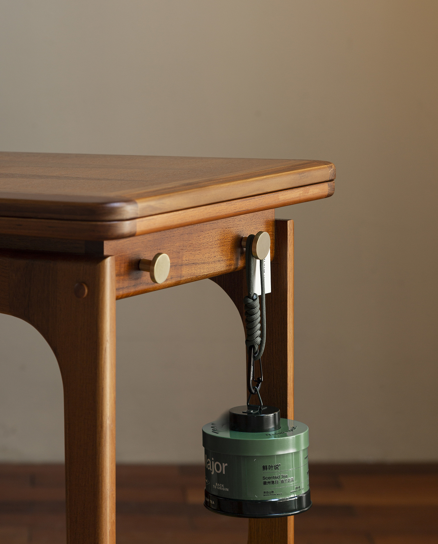 furniture design ，Trolley，Solid wood furniture，industrial design，Original design，