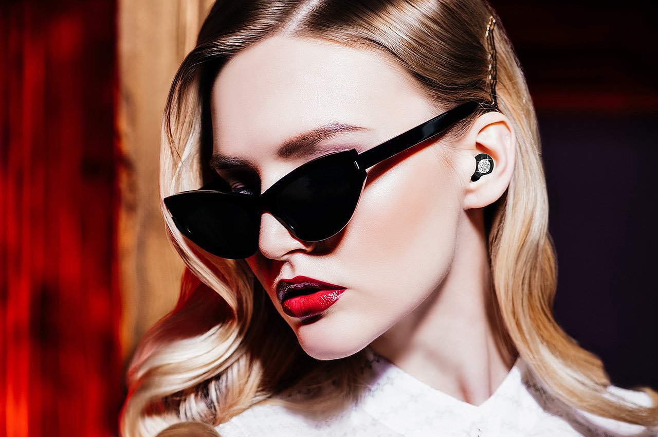Earplugs，Design，grace，outdoors，fashion，