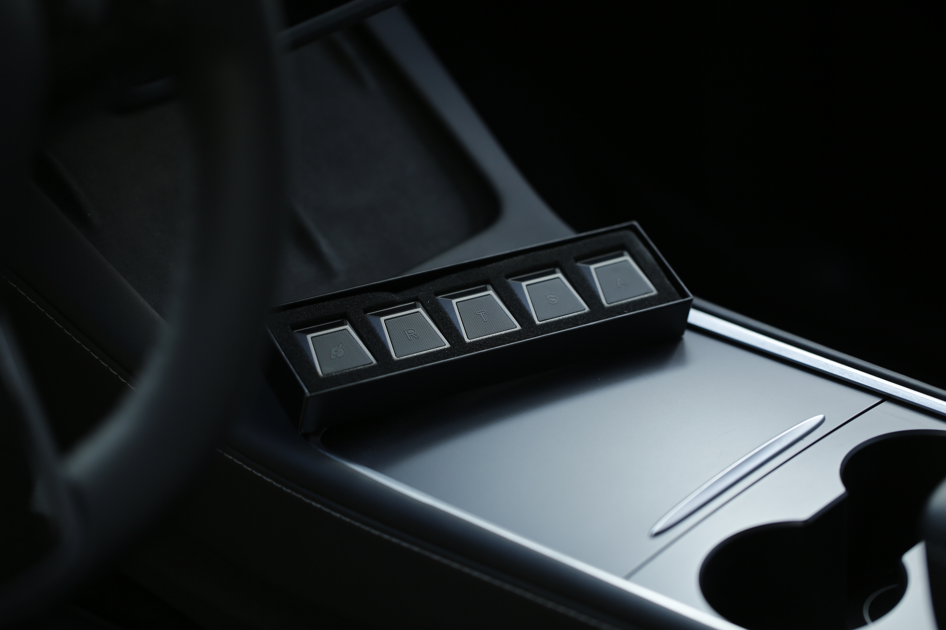 ZENMOKE，Around Tesla，product design，Minimalist，Original design，Vehicle products，industrial design，Smart Button，