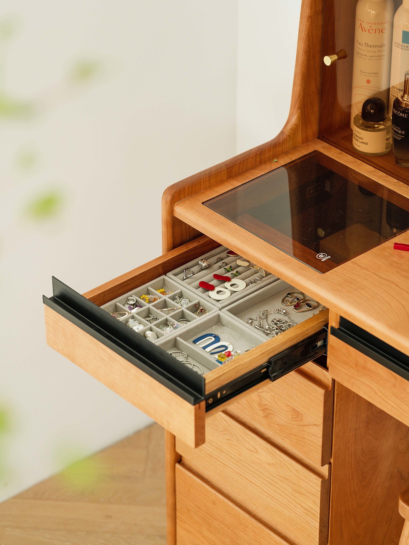 furniture design ，Solid wood furniture，dresser，Residential Furniture，Original design，