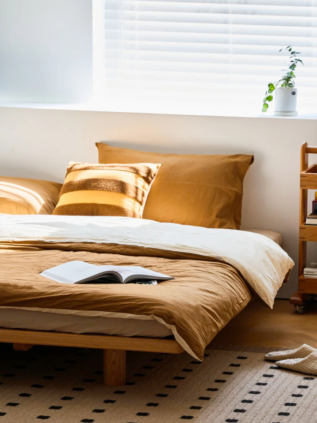 furniture design ，Residential Furniture，Solid wood furniture，Solid wood bed，Original design，