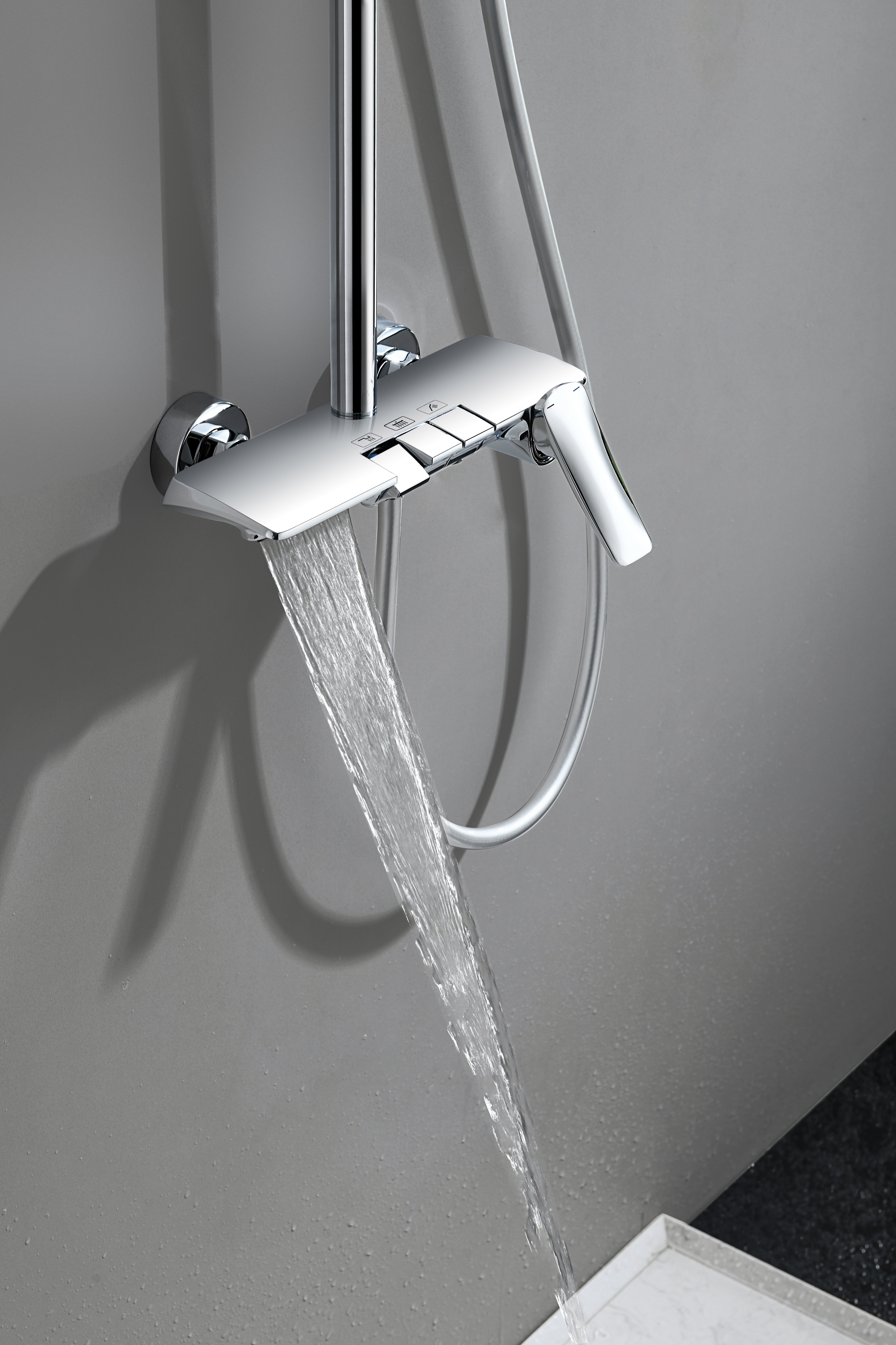 water tap，bathroom，kitchen and toilet，