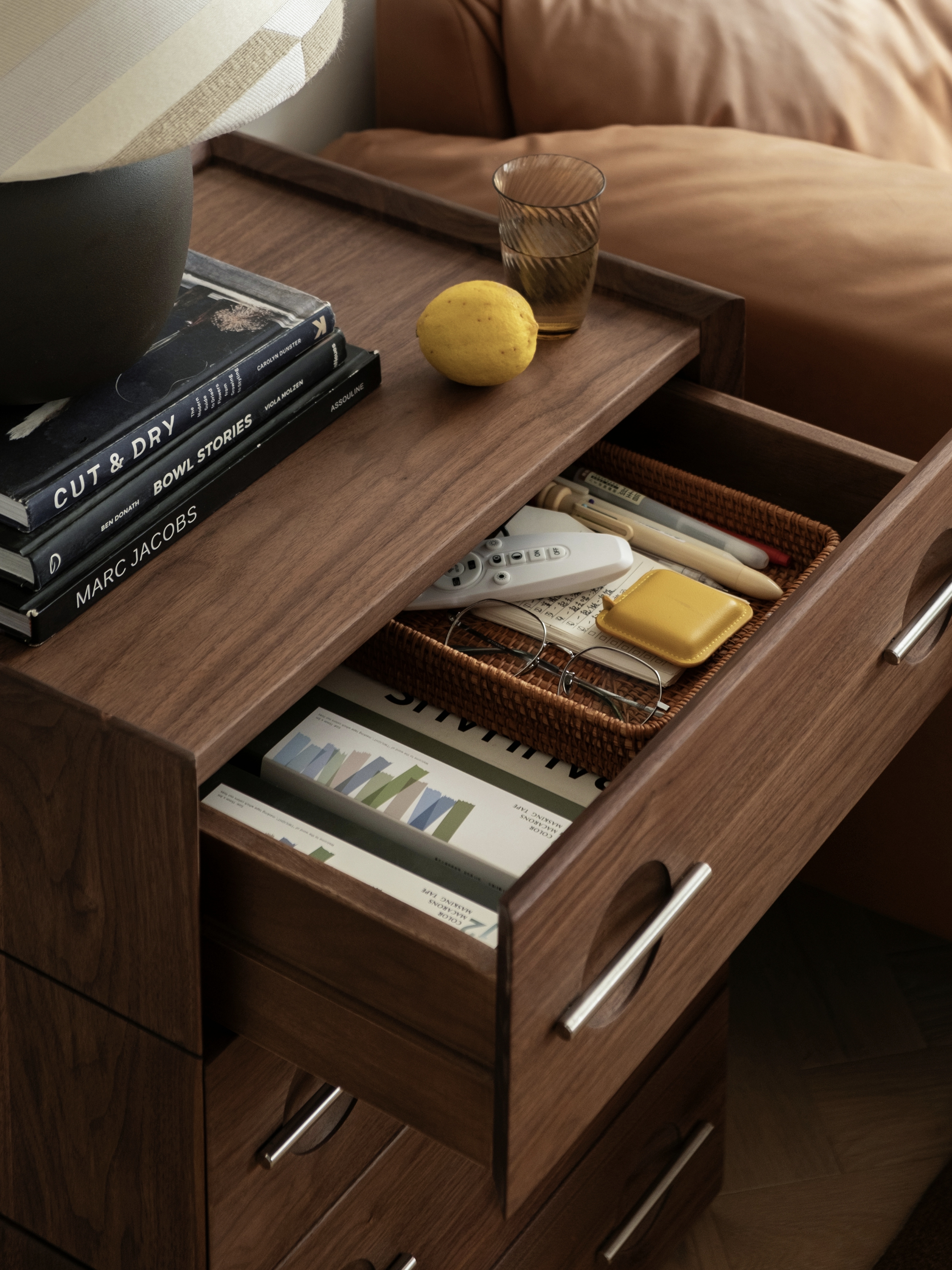 Residential Furniture，Original design，furniture design ，Solid Wood Side Cabinet，bedside cupboard，Combined cabinet，Solid wood furniture，