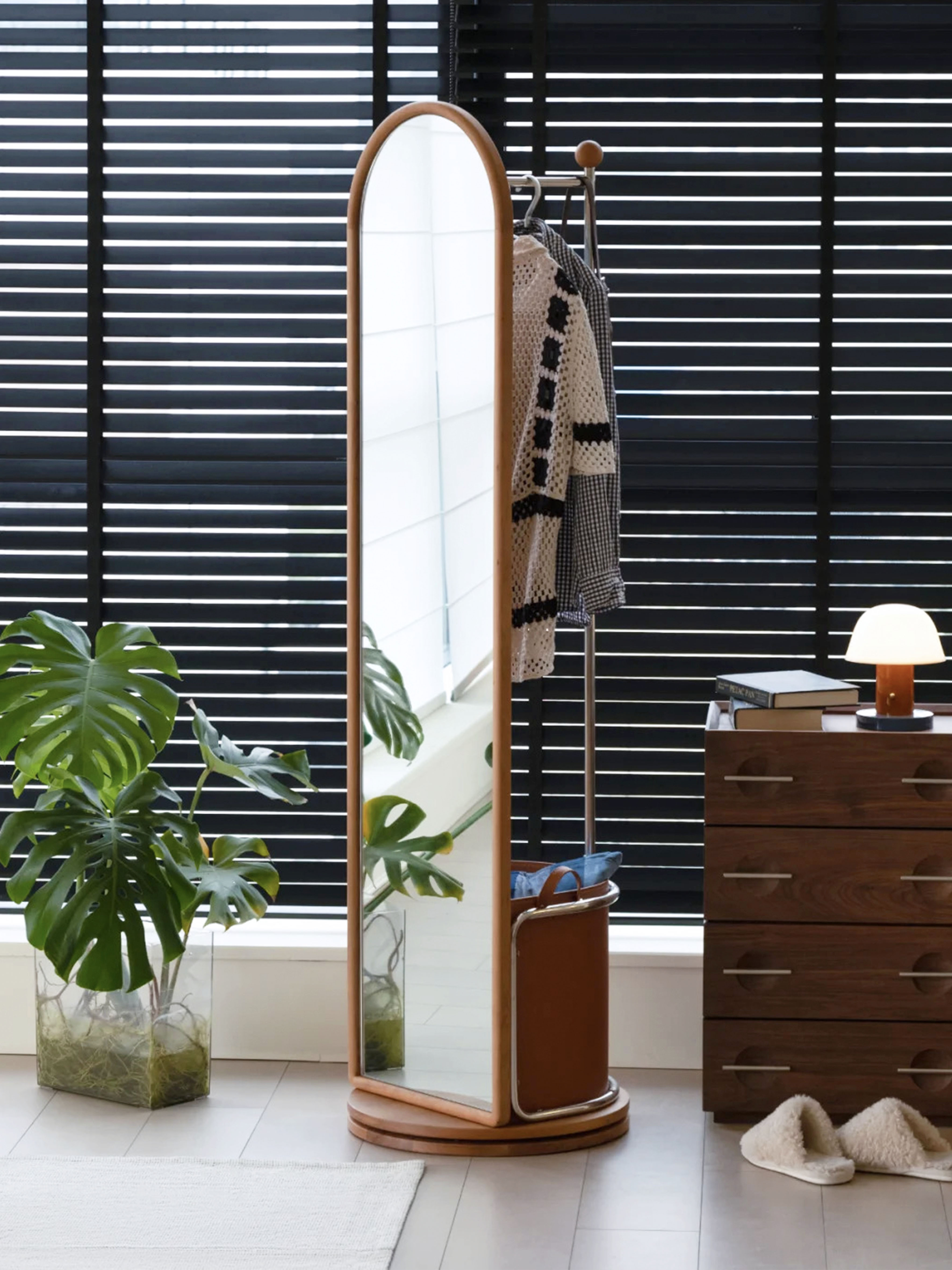 Coat rack，furniture design ，Original design，Residential Furniture，Solid wood furniture，