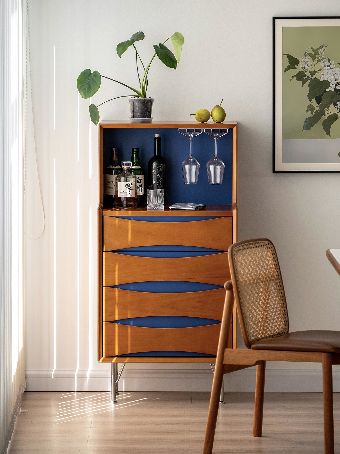 Side cabinet，furniture design ，medieval furniture，Residential Furniture，Original design，Solid wood furniture，