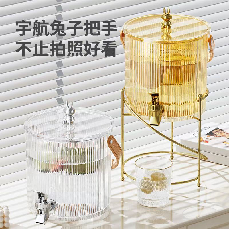 Cold kettle with faucet，pot ，Juice jug，Juice bucket，Cold bucket，Curling，Refrigerator cold kettle，