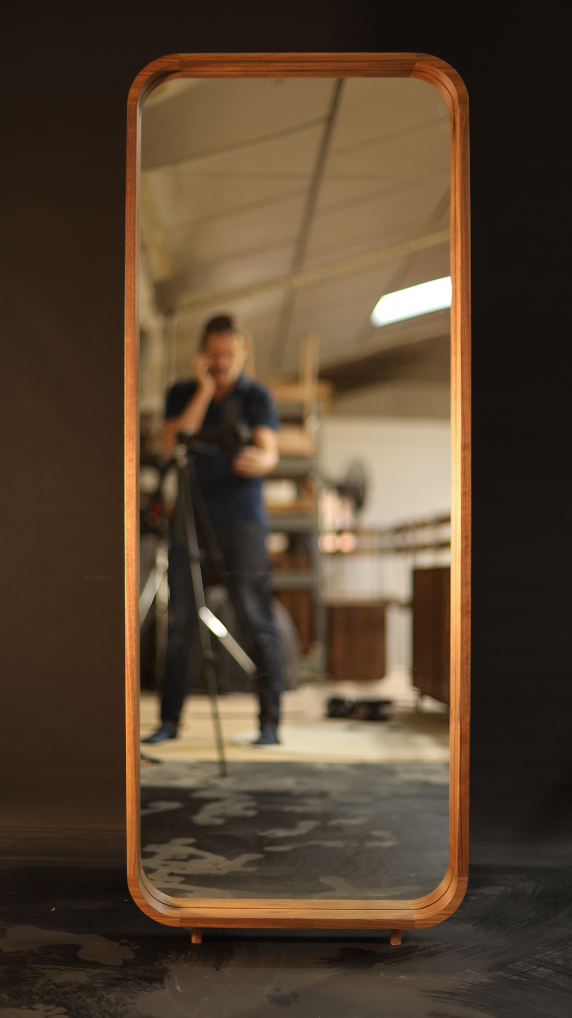 furniture，mirror，woodiness，product，product design，