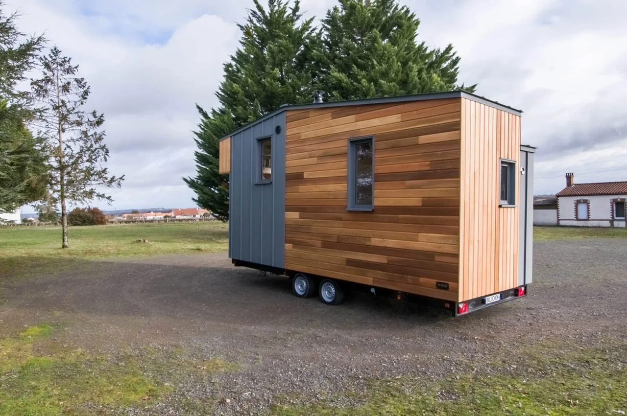 Elèbore Miniature House，Touring car，Reverse layout design，Innovative Micro House Design，