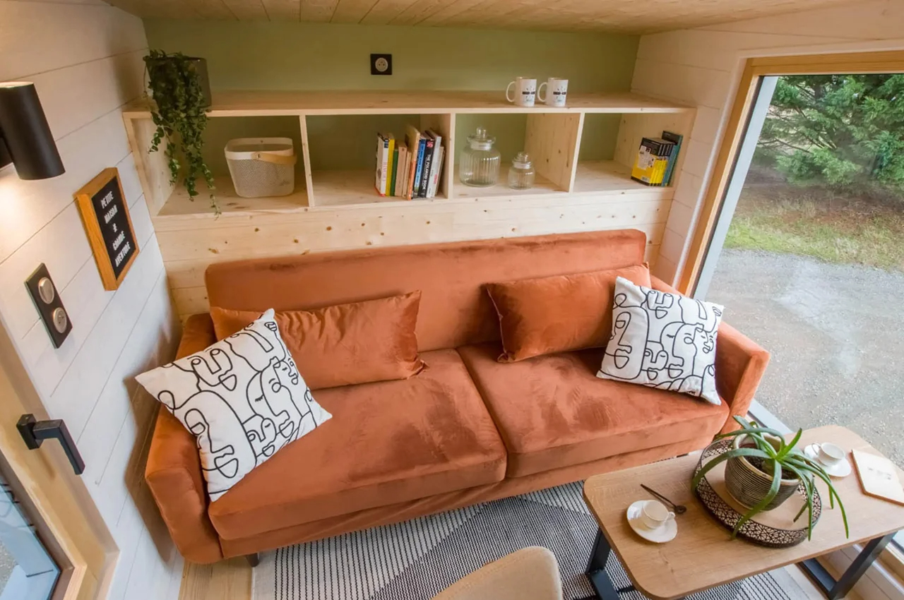 Elèbore Miniature House，Touring car，Reverse layout design，Innovative Micro House Design，