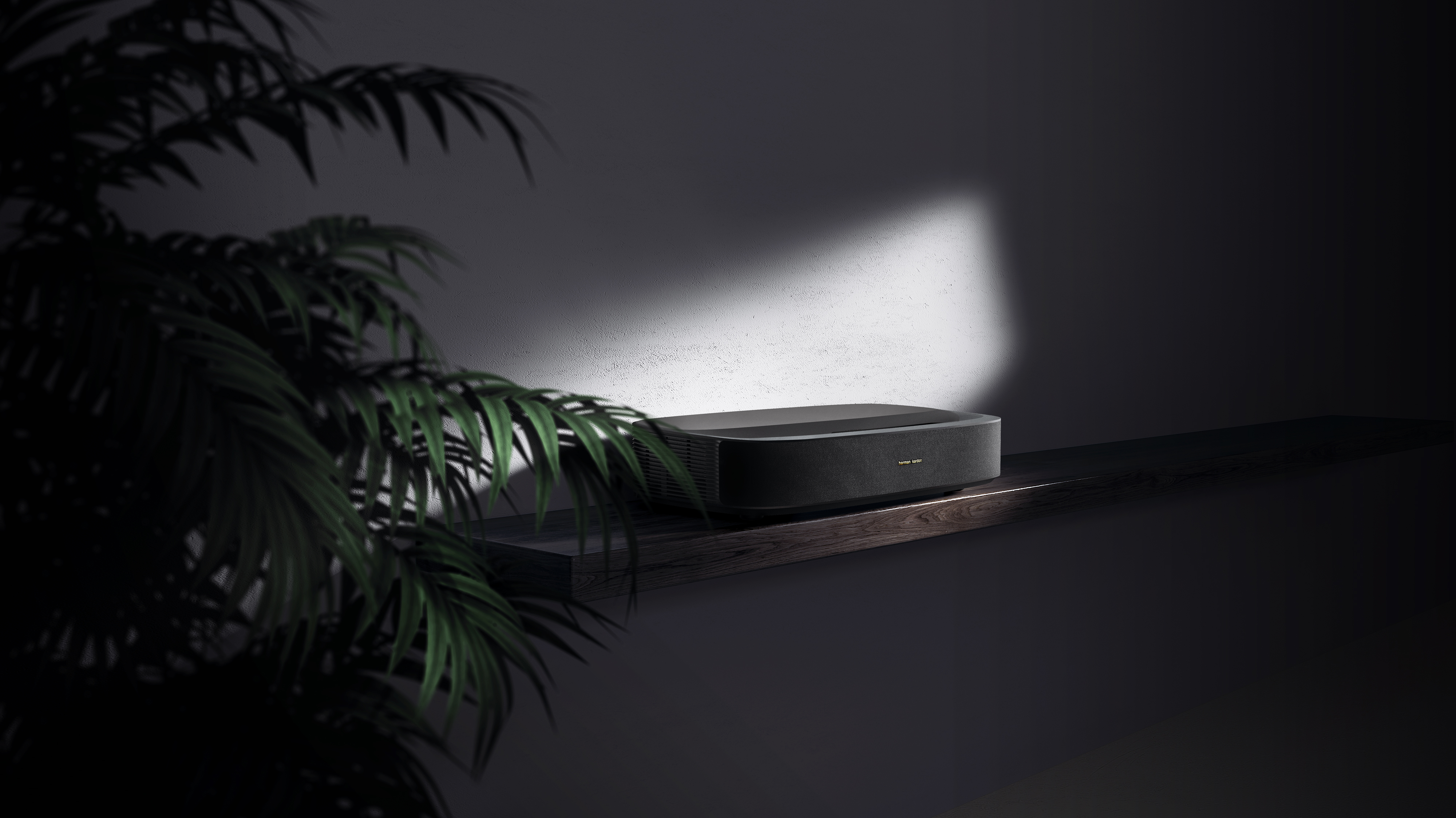 laser ultra-short focus projection，Home projection，Minimalist design ，