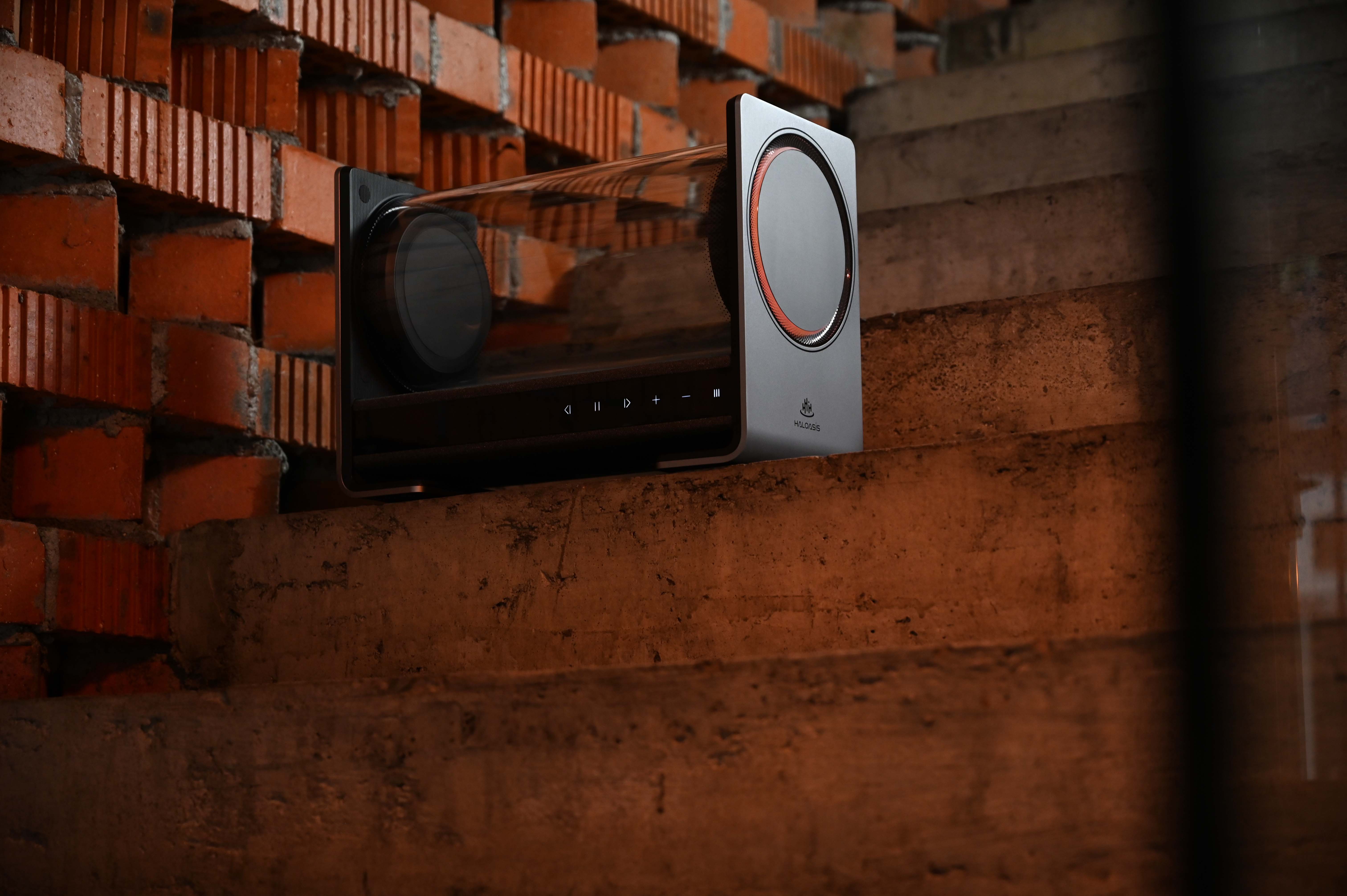 industrial design，Structural design，holographic lyrics sound，sound，