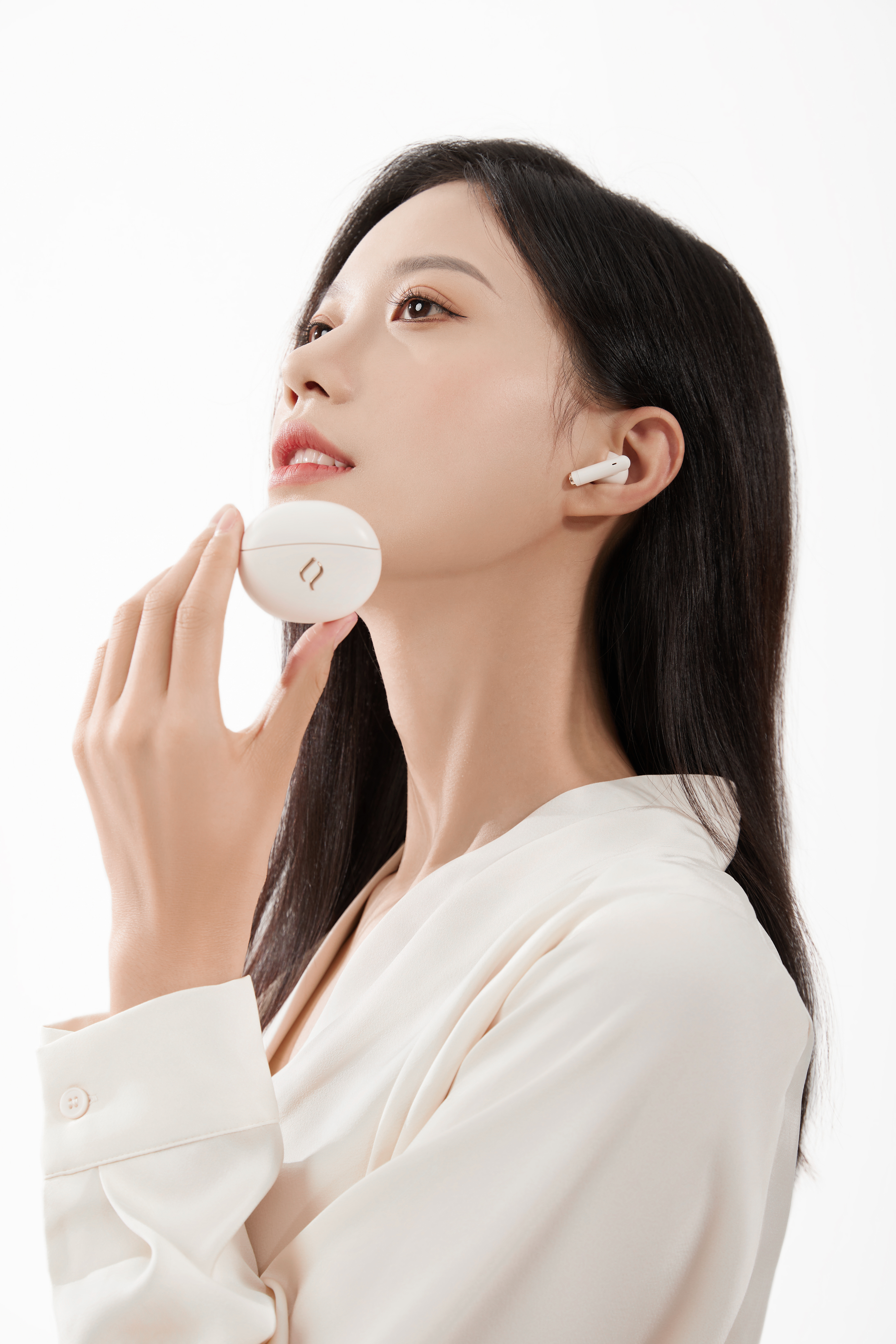 Original works，3D rendering，electronic product，Electronics，Bluetooth headset，headset，online retailers，Product rendering，