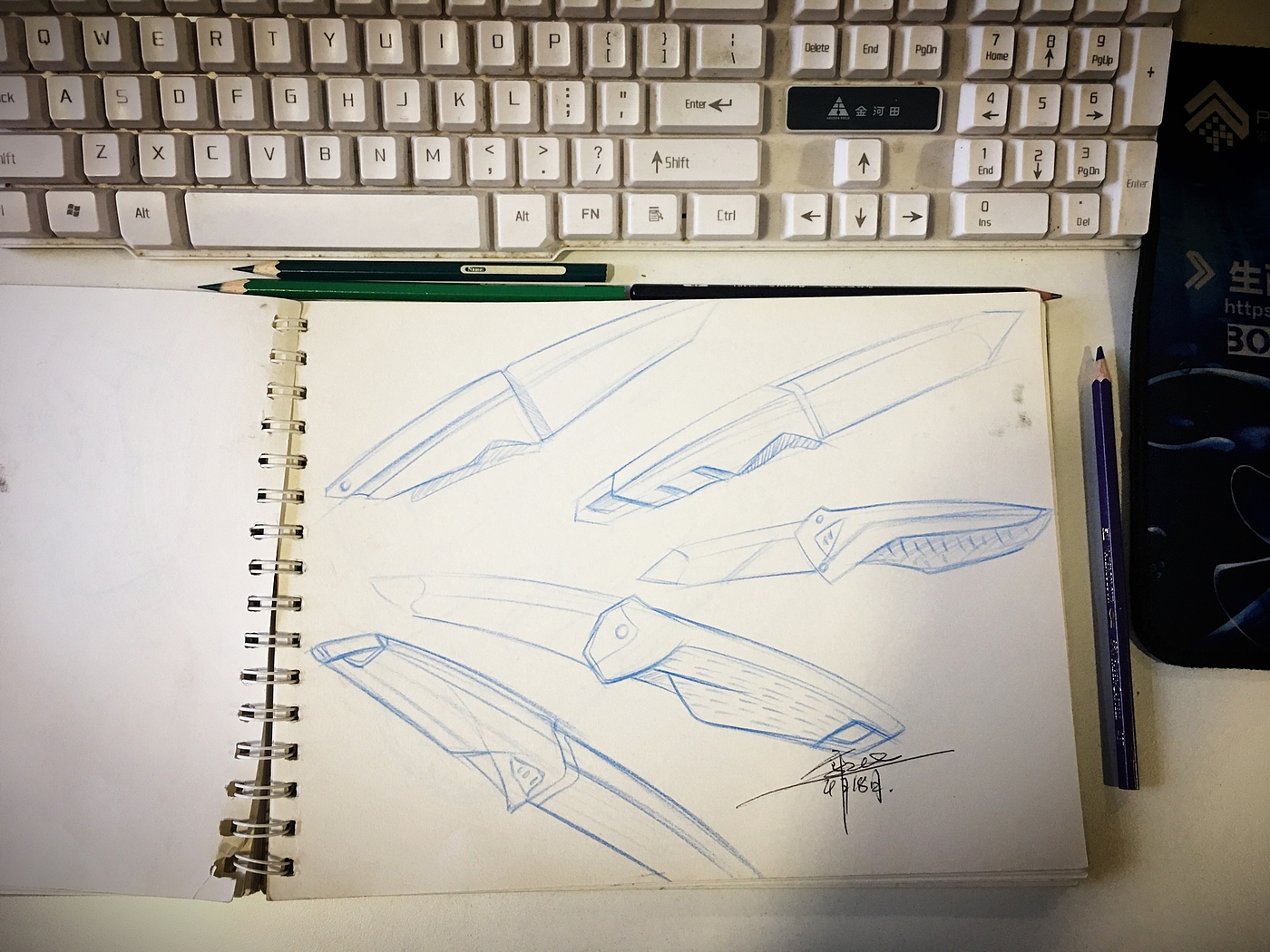 Hand drawn，