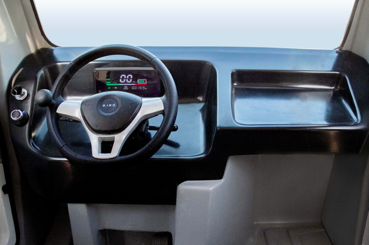 solar energy，electric vehicle，vehicle，industrial design，Large space，