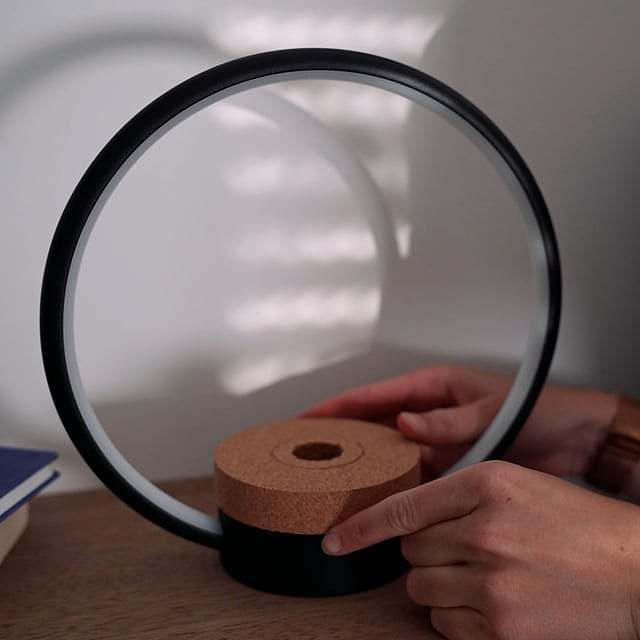 ring light，Futurism，suspension，household electrical appliances，