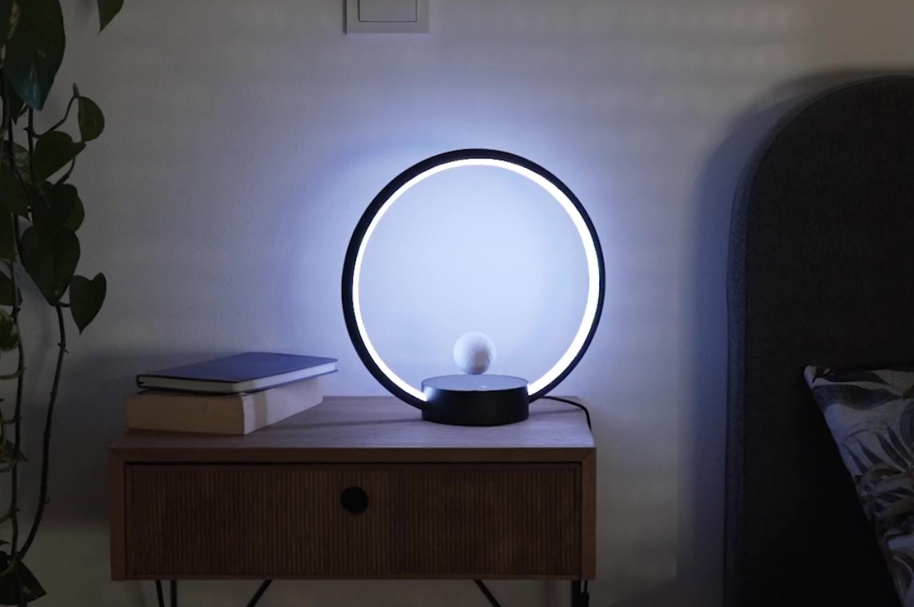 ring light，Futurism，suspension，household electrical appliances，