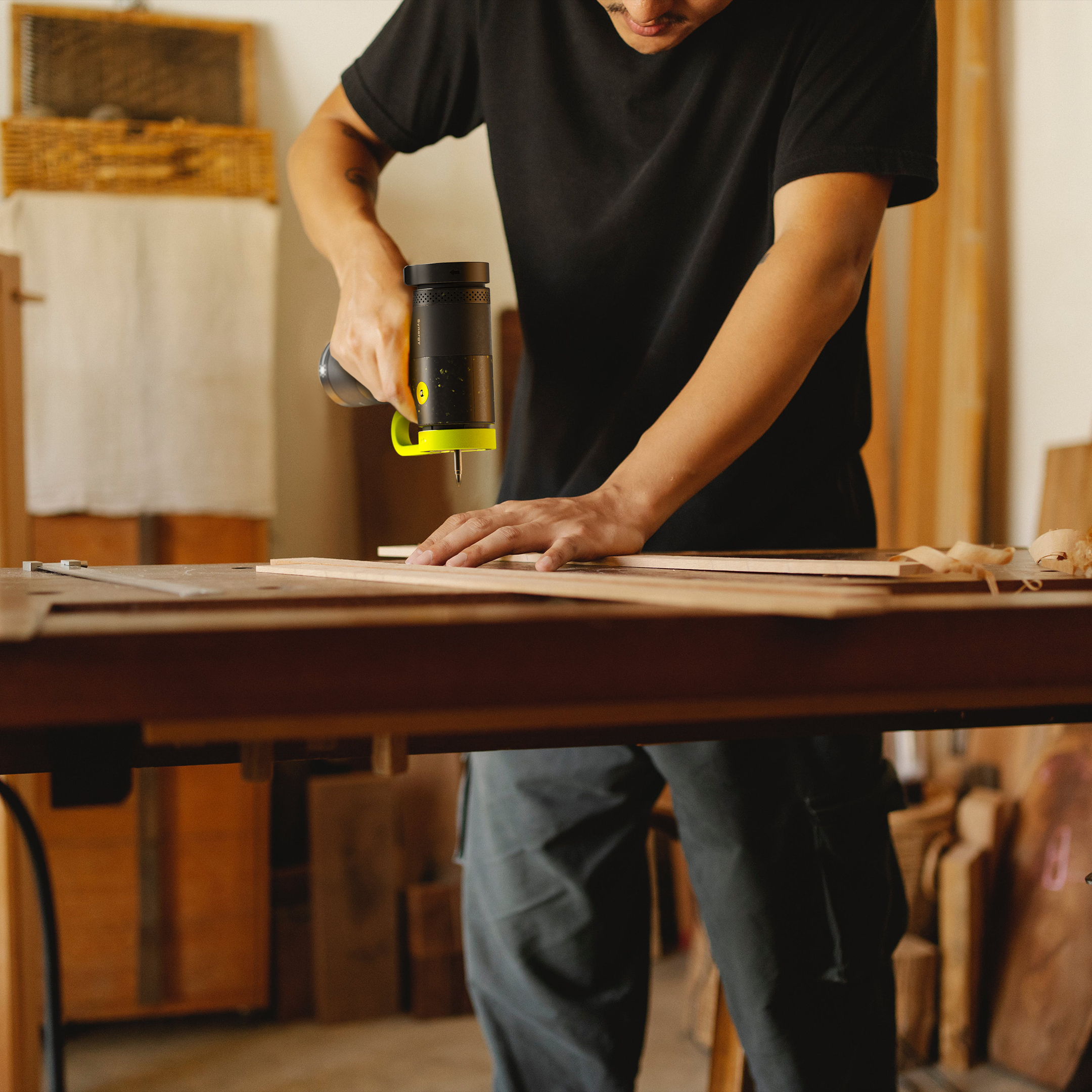 bit，Charging equipment，Battery，