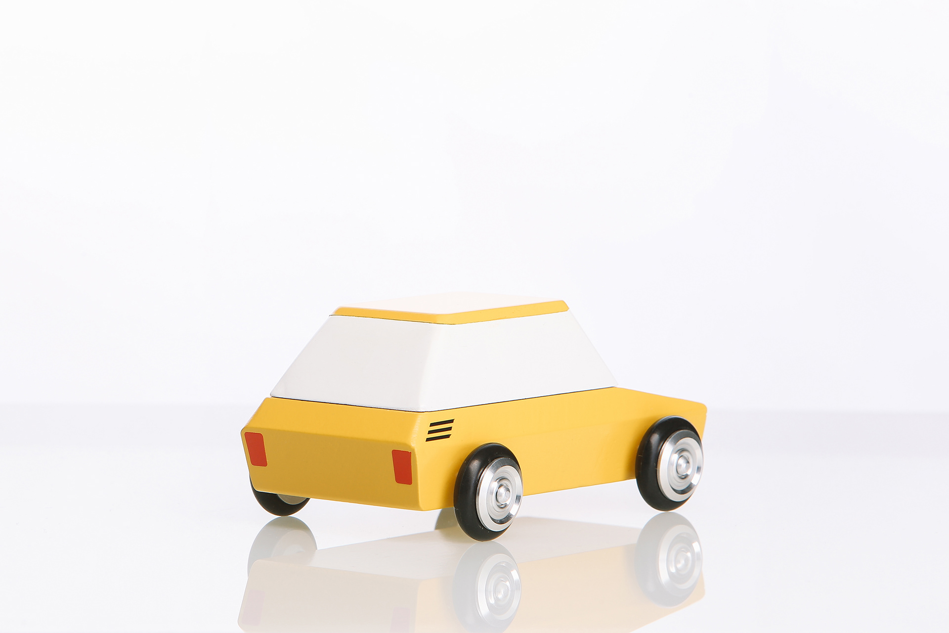 Eastern Europe，Design，The model car，Toys，Ornaments，