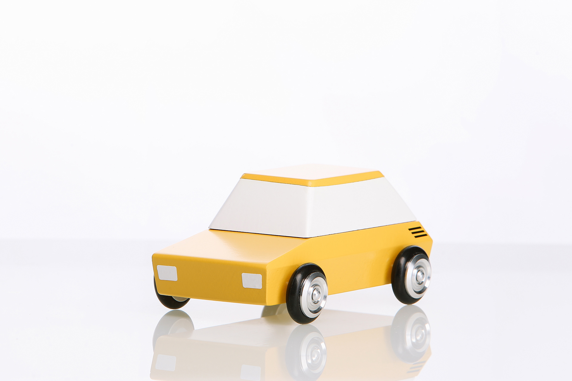 Eastern Europe，Design，The model car，Toys，Ornaments，