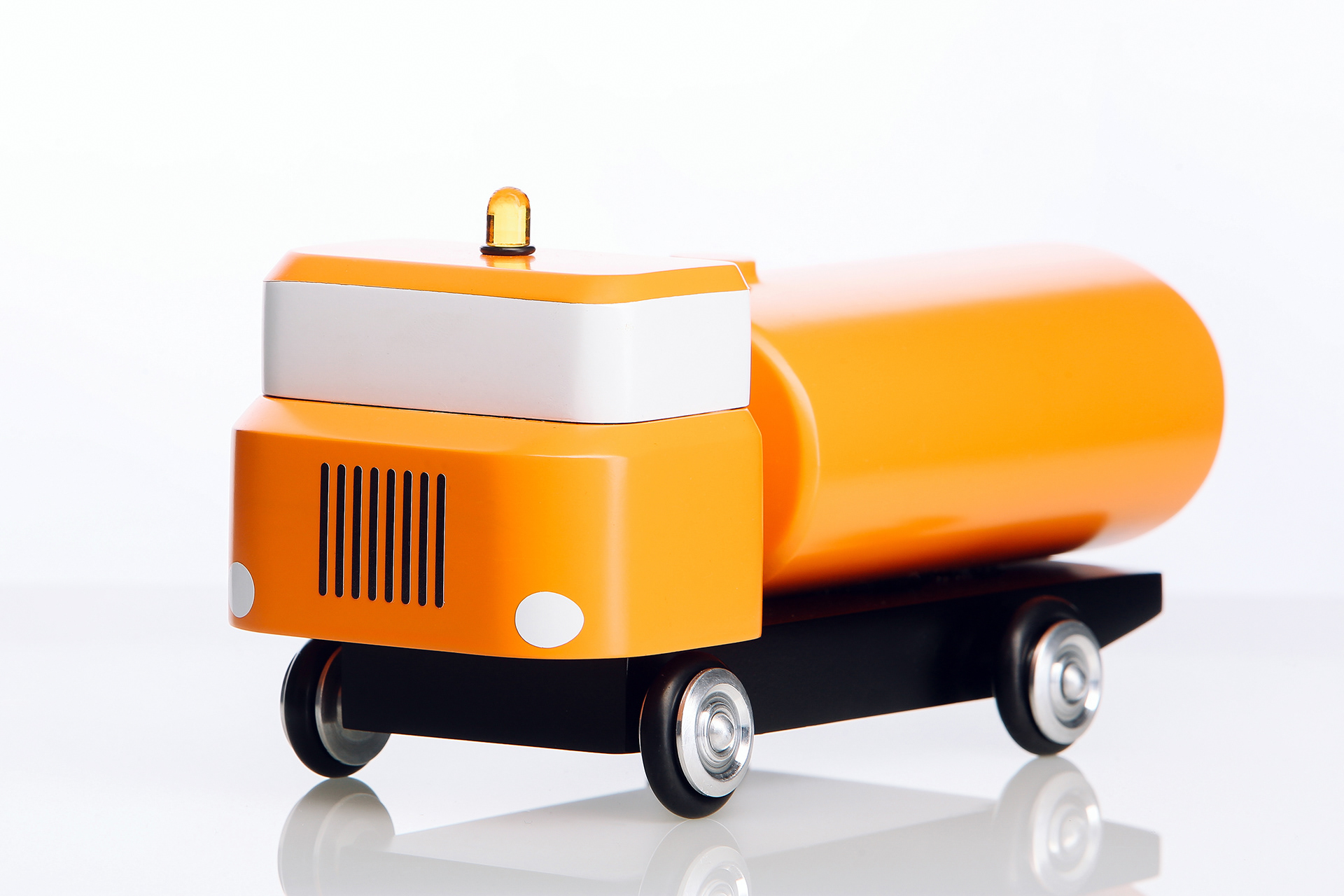 Eastern Europe，Design，The model car，Toys，Ornaments，